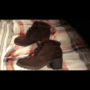 Ankle high Sporto boots. Leather.